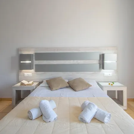 Agoulos Apartmanhotel Argászi