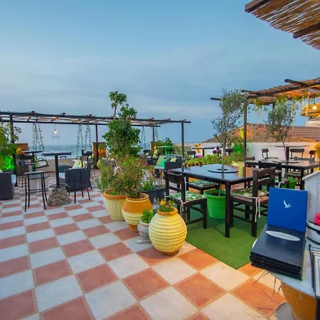 Agoulos Aparthotel 3*