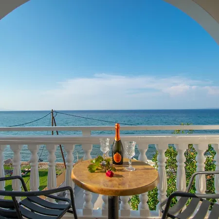 Aparthotel Agoulos Argassi