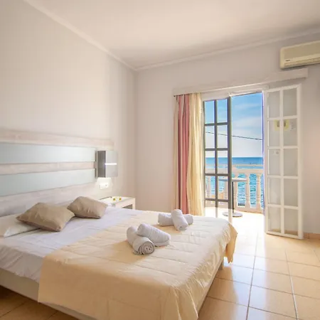 Agoulos Aparthotel 3*